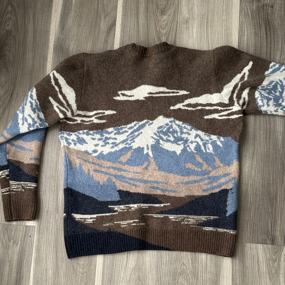 Scenic Mountain Crewneck Sweater - Brown & Blue - Picture 11 of 14